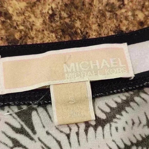 Michael Kors Fit & Flare Faux Wrap Black White Fern Pattern Cap Sleeve Dress - Picture 9 of 10